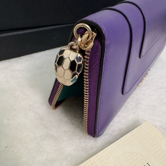 Authentic Bvlgari Serpenti Forever  Leather Zip Wallet - Picture 11 of 15